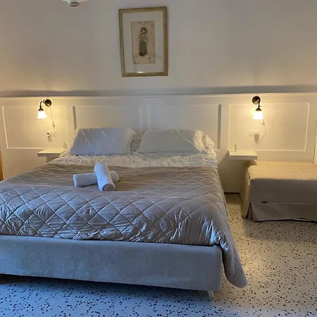 Panzió Raffaele Villa Castelli